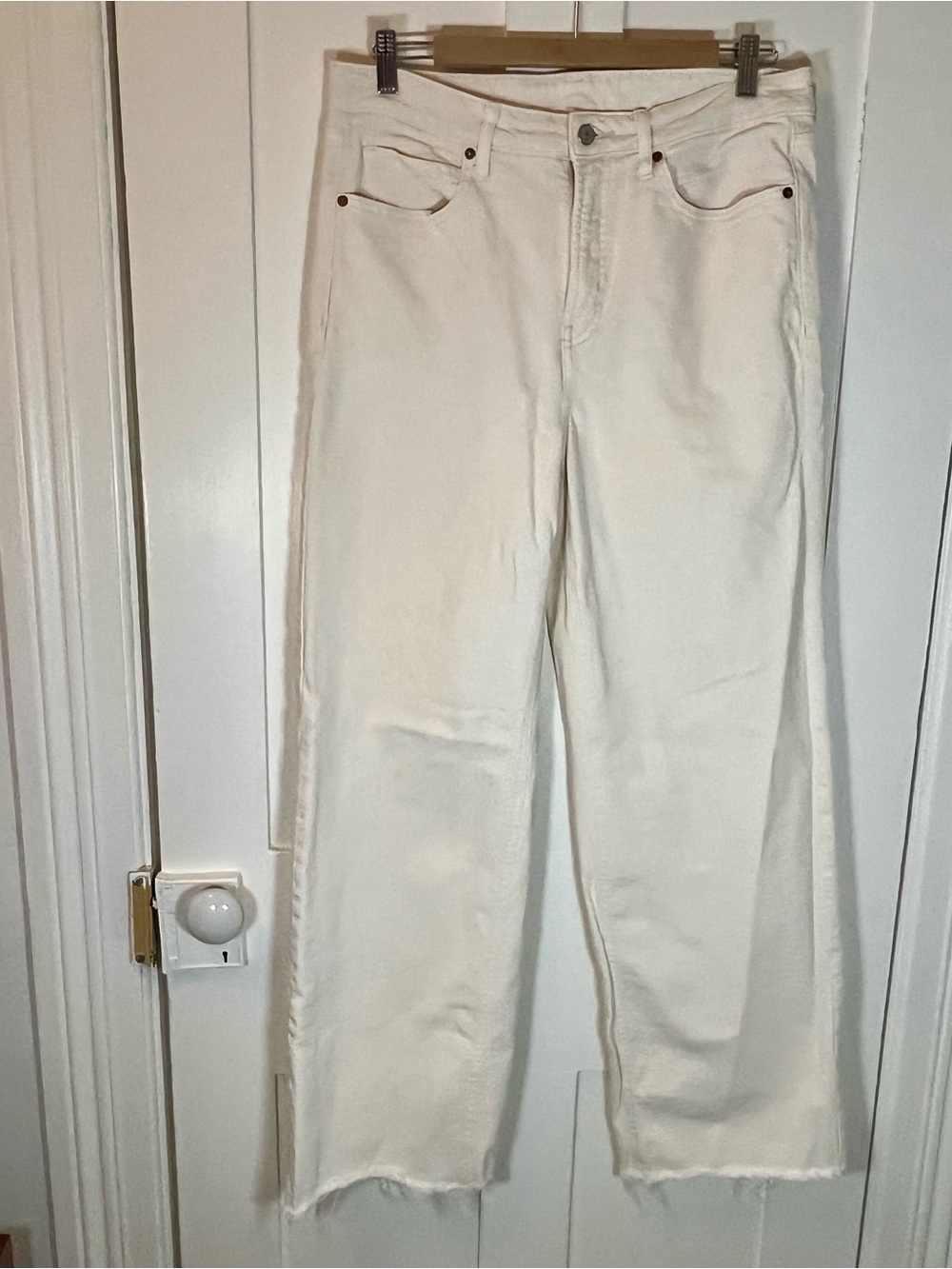 Old Navy Cream Straight-Leg Women's Jeans